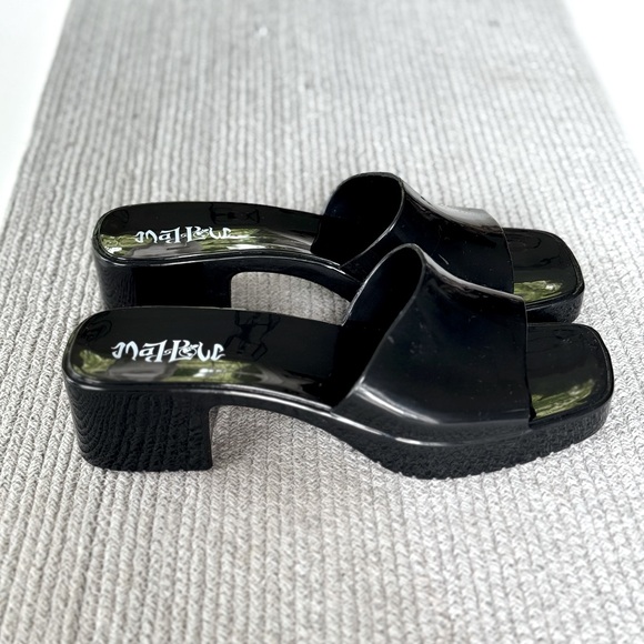 Mad Love Shoes - MAD LOVE Shiny Black Block Heel Slides Sandals Size 9
